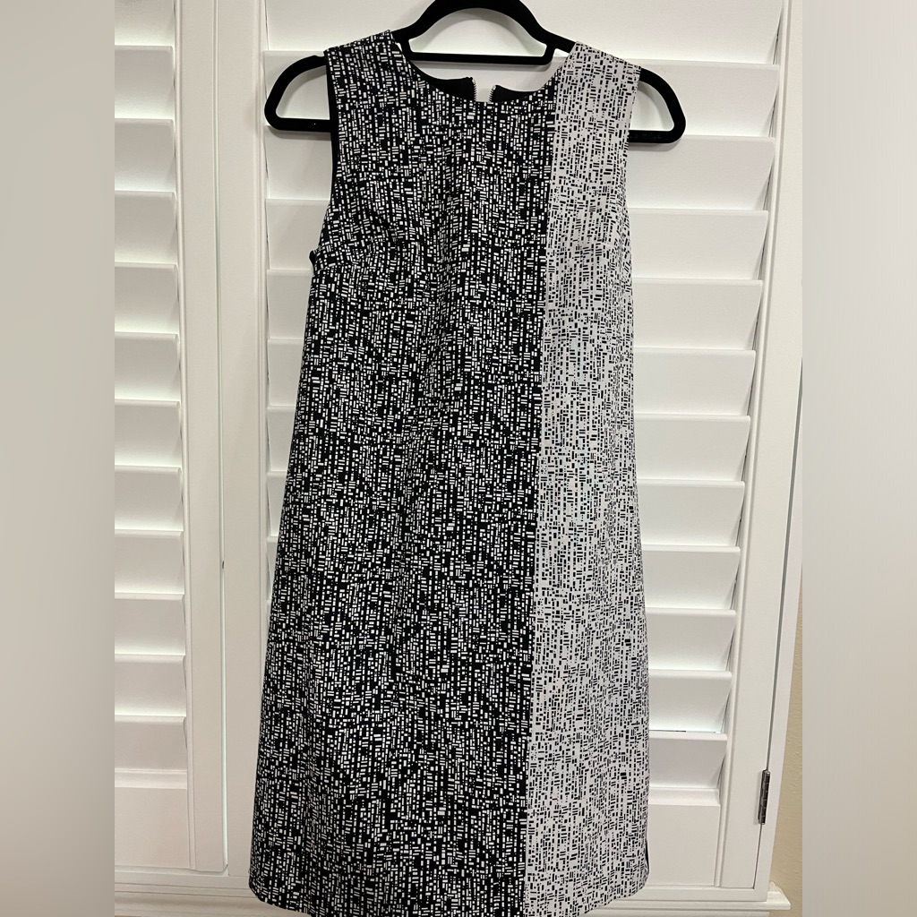 Karl Lagerfeld Black Gray And White Shift Dress